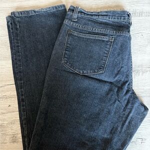 Woman’s Plus Faded Glory Blue Straight Jeans Classic Denim 16 Petite